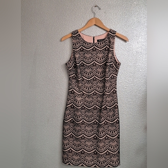 Guess Lace Overlay Sleeveless Shift Dress  Size 4 - Picture 1 of 4